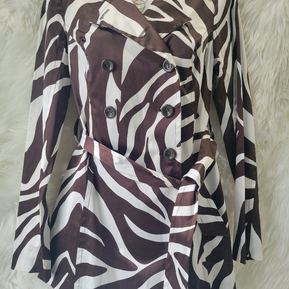 Coat - Picture 4 of 5